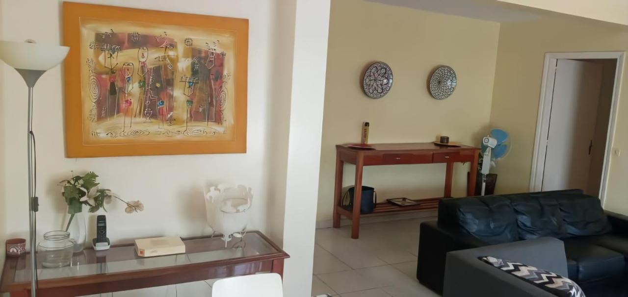 Appartement à Mermoz, nettoyage journalier gratuit Dakar Extérieur photo